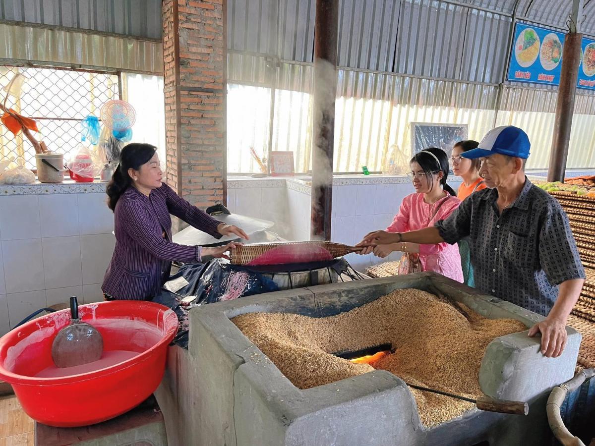 Cato Homestay 芹苴 外观 照片